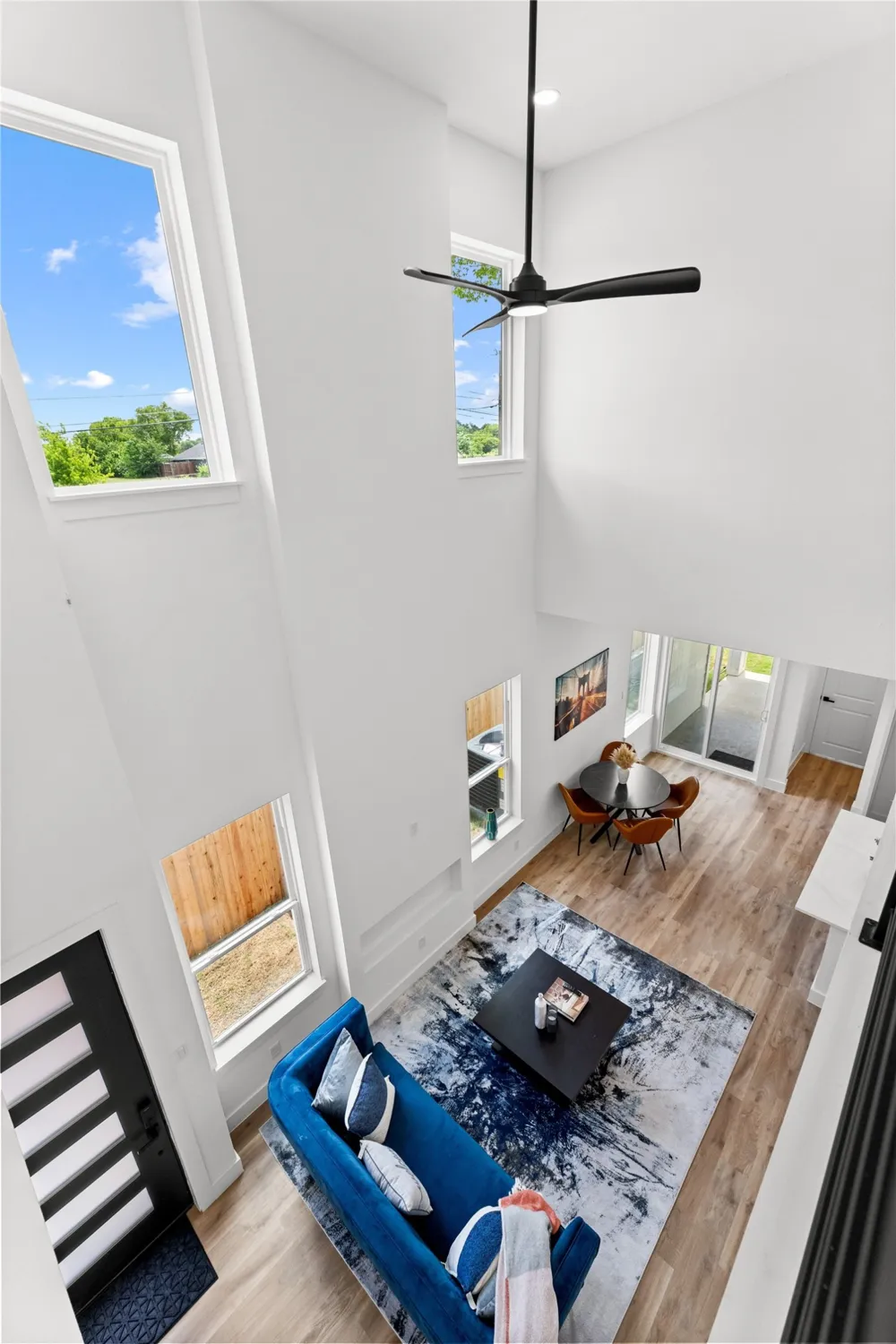 520 Woodbine Avenue Dallas, TX 75203