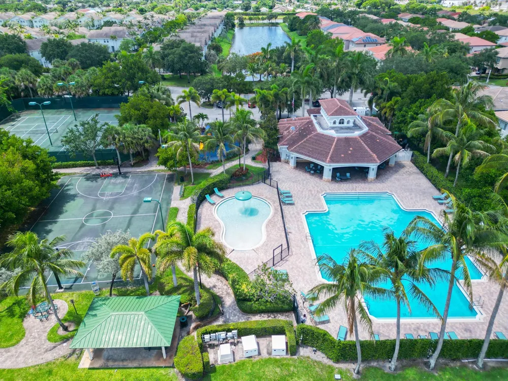 3133 Laurel Ridge Circle Riviera Beach, FL 33404