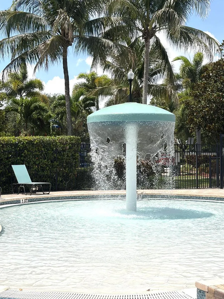 3133 Laurel Ridge Circle Riviera Beach, FL 33404