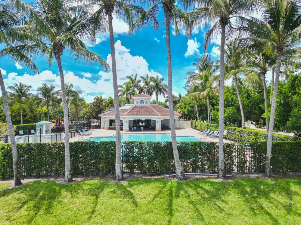 3133 Laurel Ridge Circle Riviera Beach, FL 33404