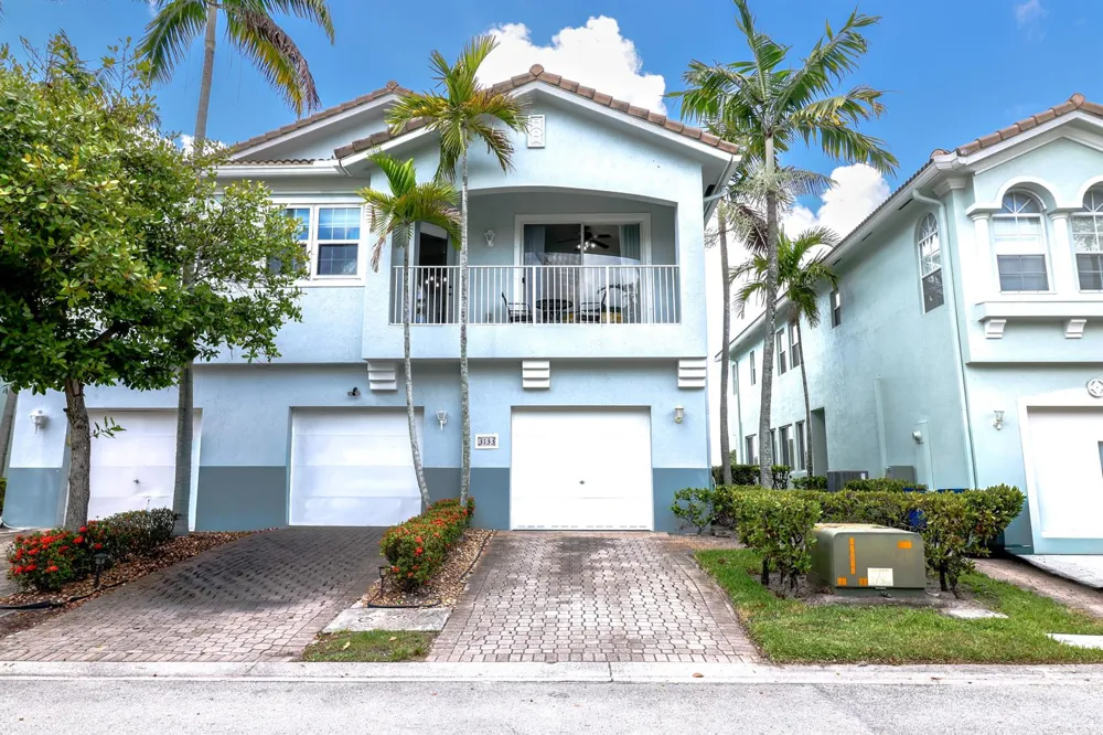 3133 Laurel Ridge Circle Riviera Beach, FL 33404