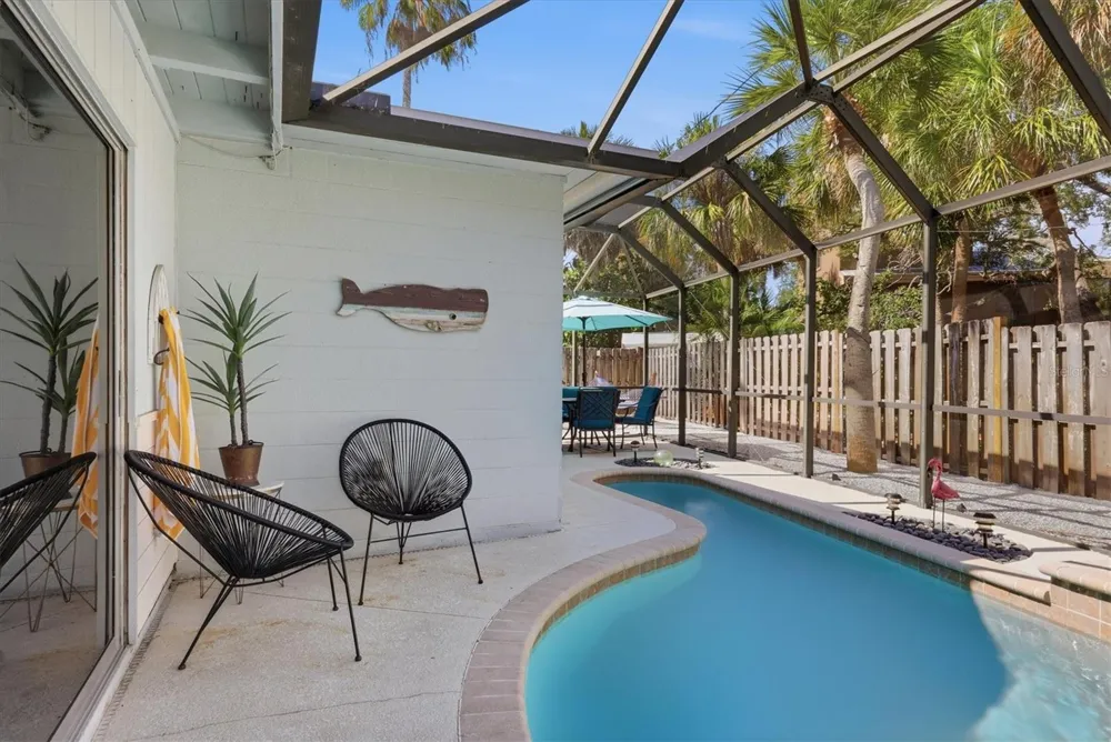 5128 OXFORD DRIVE Sarasota, FL 34242