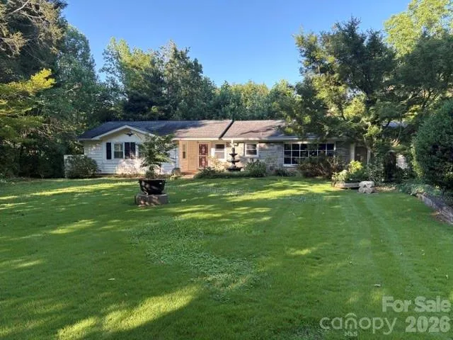 255 Glengarnock Road Tryon, NC 28782