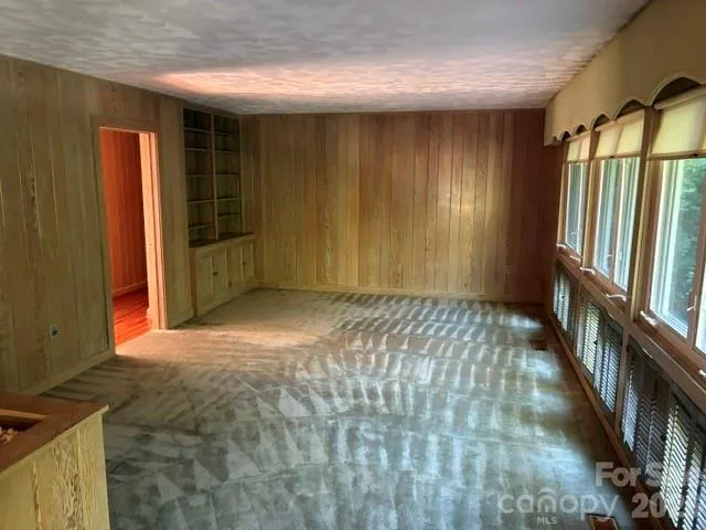 255 Glengarnock Road Tryon, NC 28782