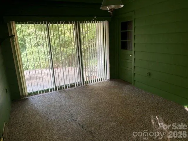 255 Glengarnock Road Tryon, NC 28782
