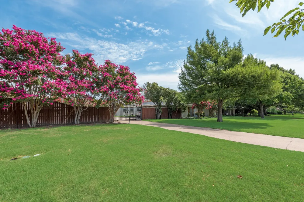101 Greenway Street Sunnyvale, TX 75182