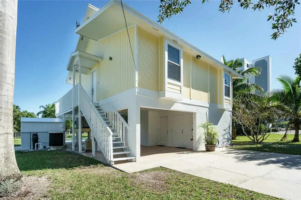 Estrellita Drive Fort Myers Beach, FL 33931