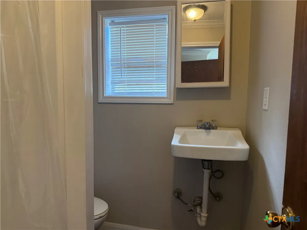 801 E Park Avenue Victoria, TX 77901