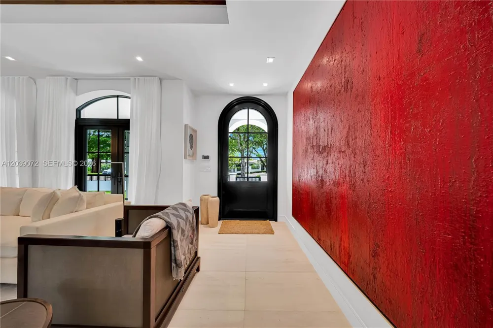 5111 Alhambra Cir Coral Gables, FL 33146