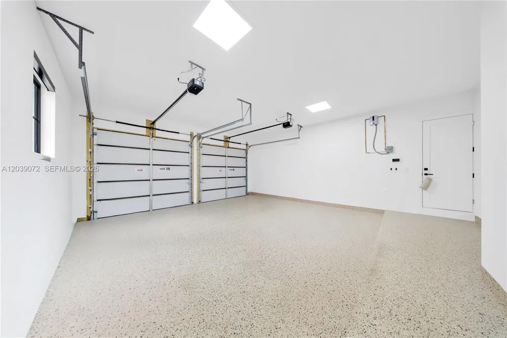5111 Alhambra Cir Coral Gables, FL 33146
