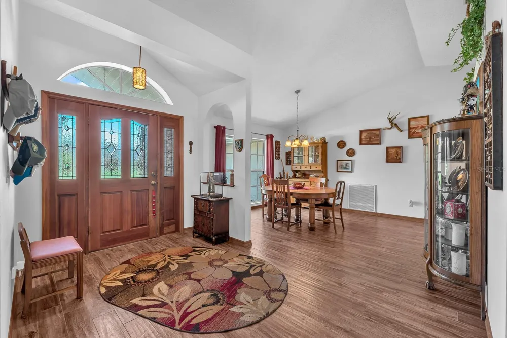 621 PENN NATIONAL ROAD Seffner, FL 33584