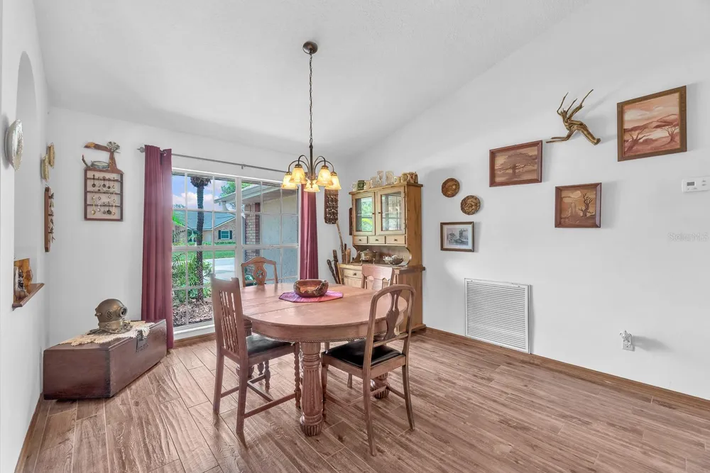 621 PENN NATIONAL ROAD Seffner, FL 33584