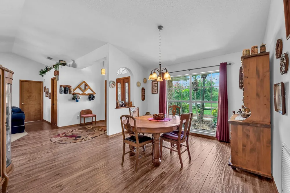 621 PENN NATIONAL ROAD Seffner, FL 33584