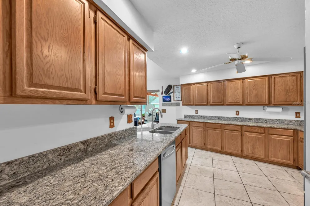 621 PENN NATIONAL ROAD Seffner, FL 33584