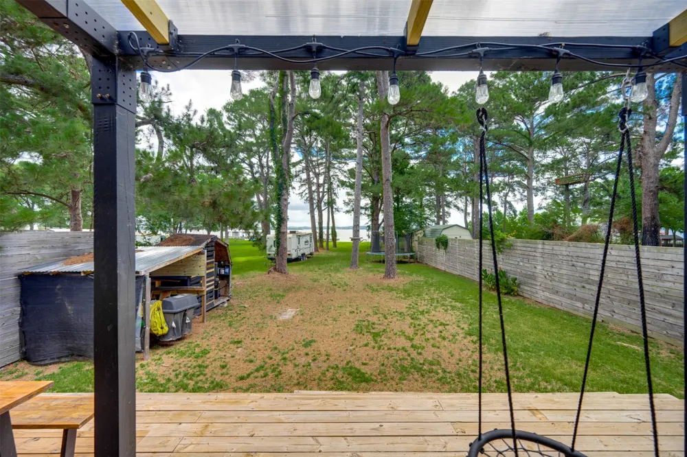 4737 Sunrise Drive Chandler, TX 75758