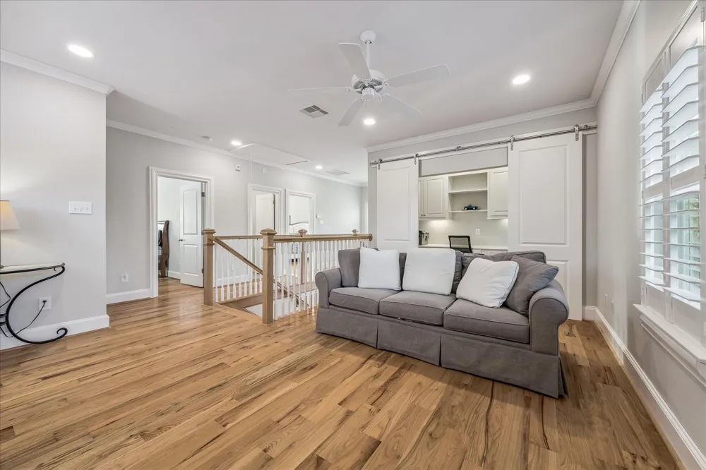 209 Queen Road Clear Lake Shores, TX 77565