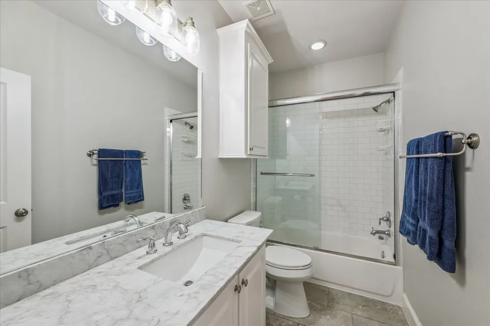 209 Queen Road Clear Lake Shores, TX 77565