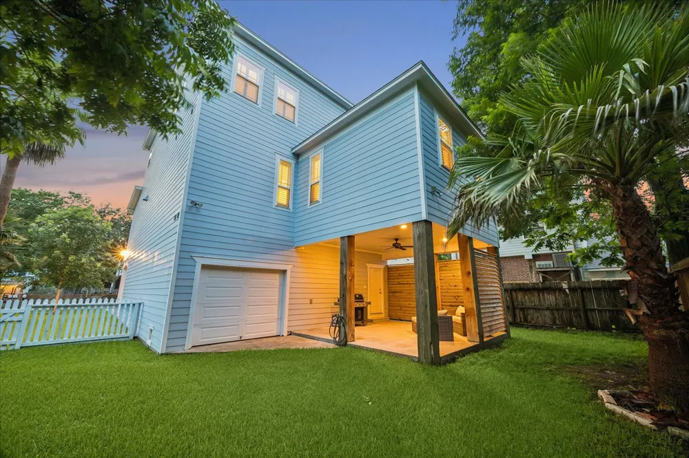 209 Queen Road Clear Lake Shores, TX 77565