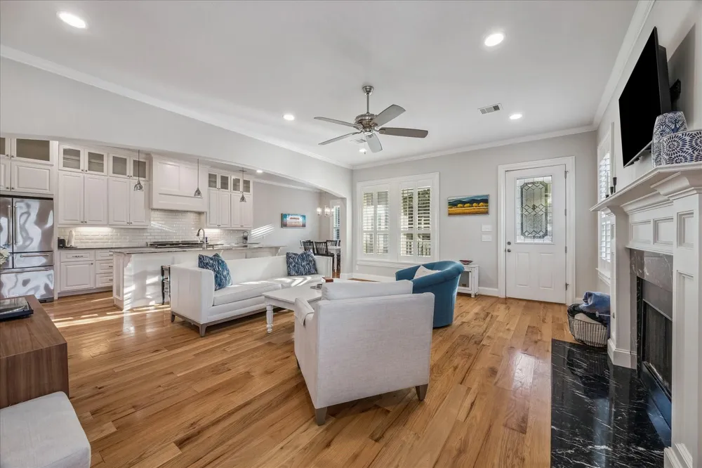 209 Queen Road Clear Lake Shores, TX 77565