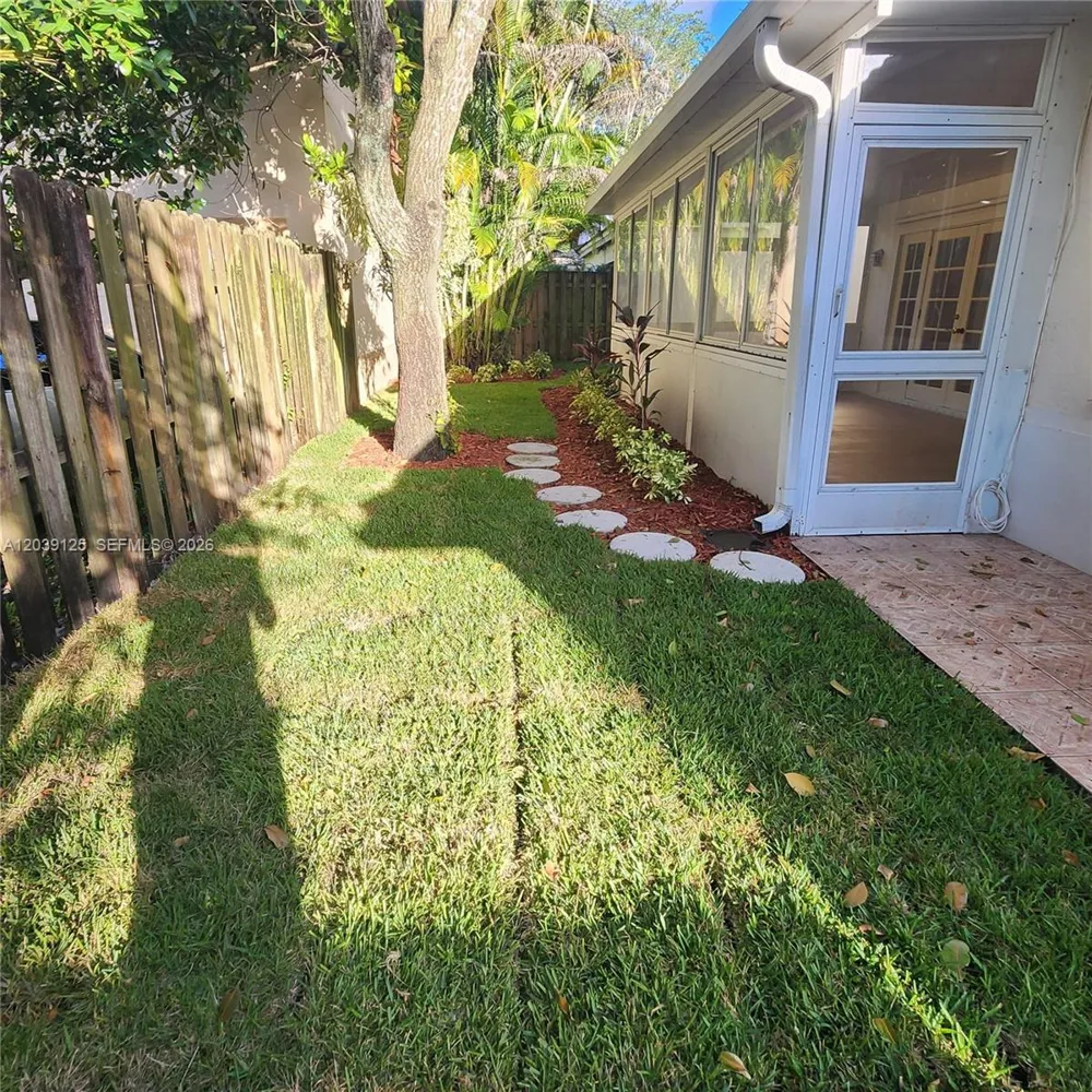 11281 Reveille Rd #11281 Cooper City, FL 33026