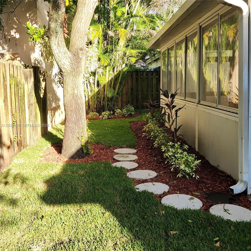 11281 Reveille Rd #11281 Cooper City, FL 33026