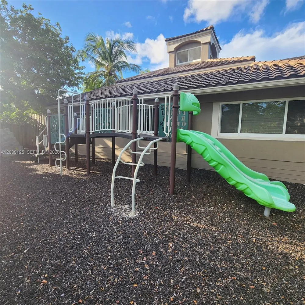 11281 Reveille Rd #11281 Cooper City, FL 33026