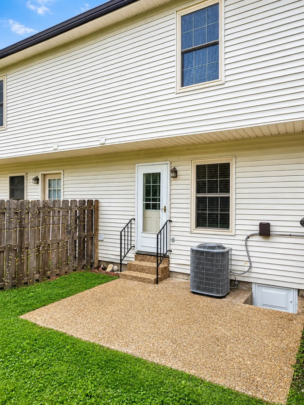 250 Sanders Ferry Rd #21 Hendersonville, TN 37075