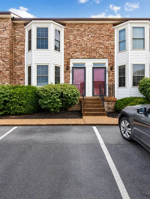 250 Sanders Ferry Rd #21