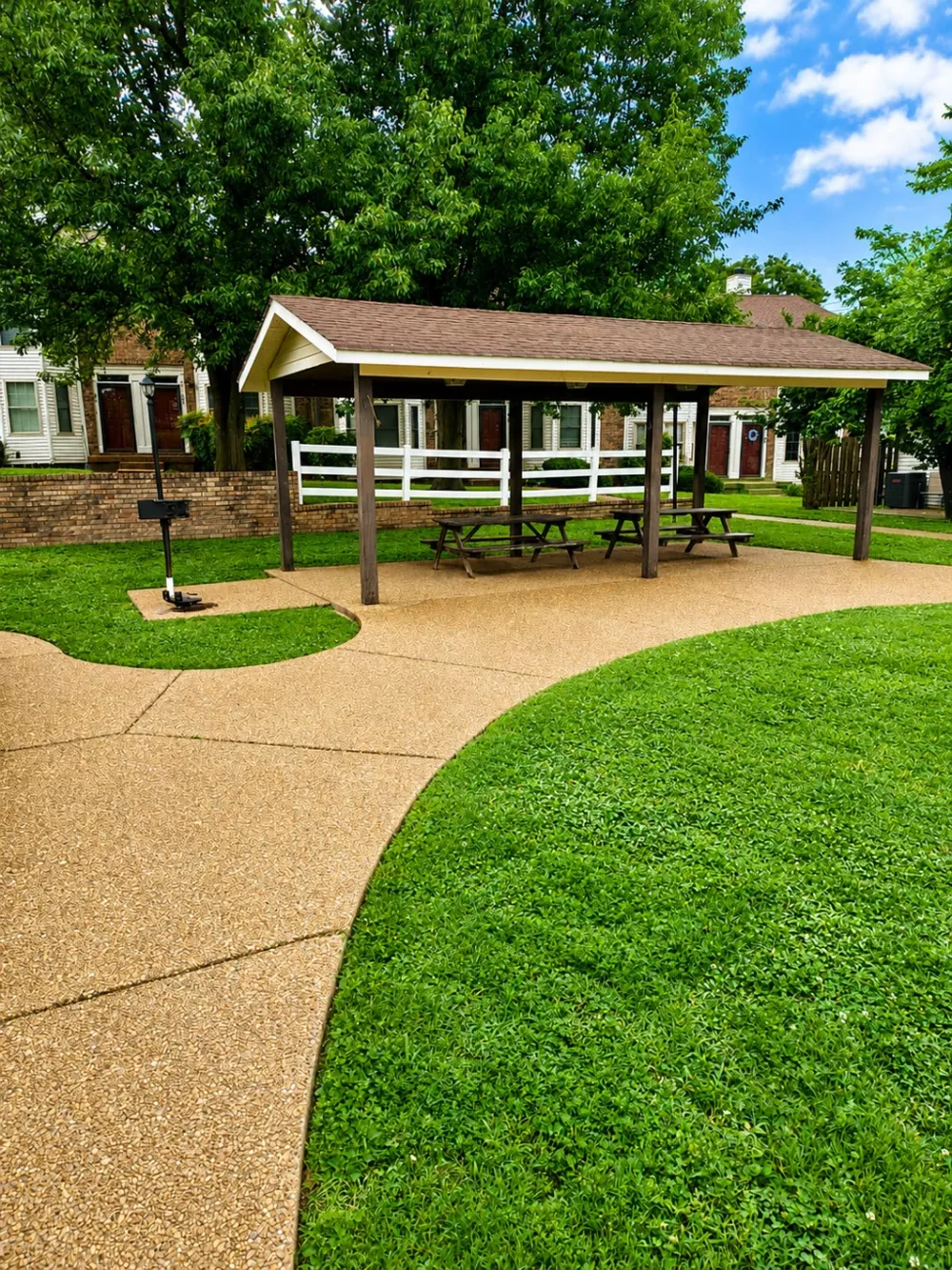 250 Sanders Ferry Rd #21 Hendersonville, TN 37075