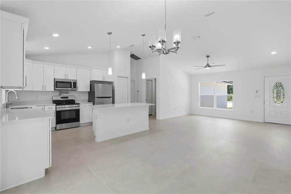 3 SEQUOIA DRIVE TRACE Ocklawaha, FL 32179