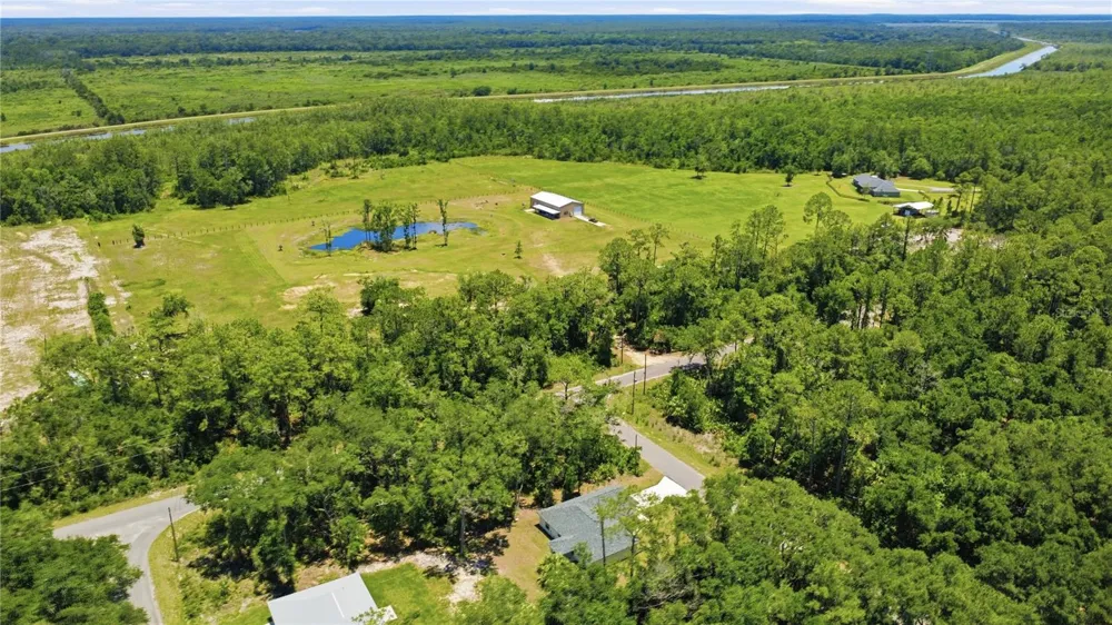 3 SEQUOIA DRIVE TRACE Ocklawaha, FL 32179