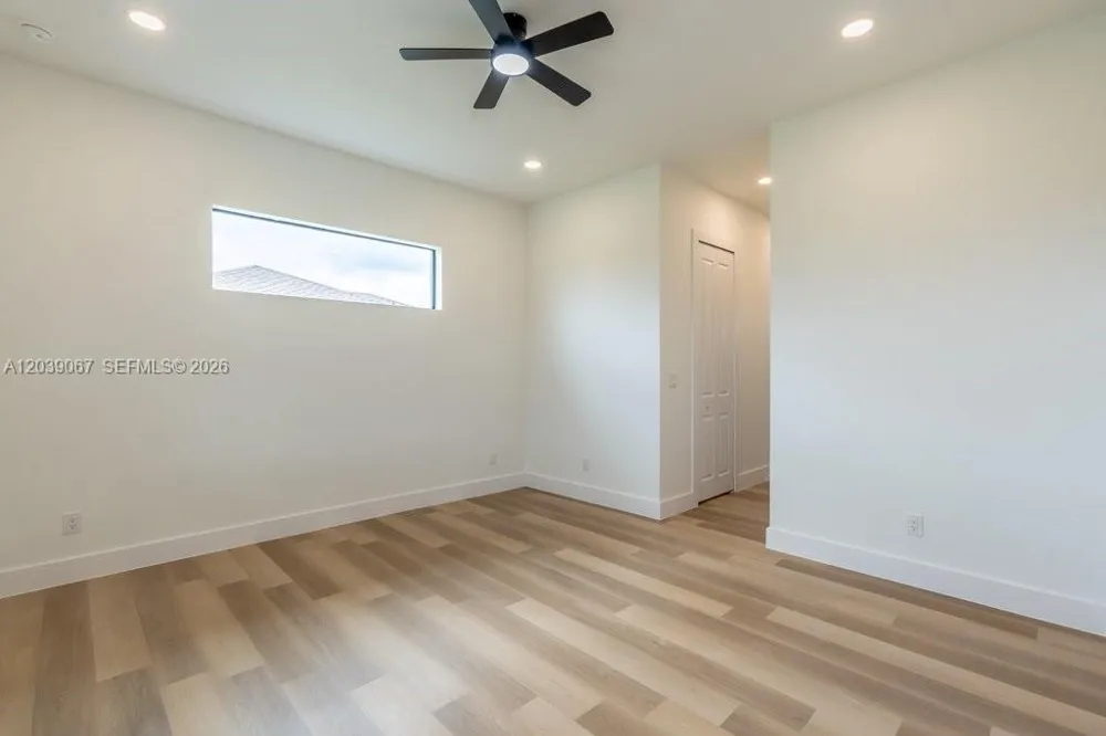 5054 Benton St Lehigh Acres, FL 33971