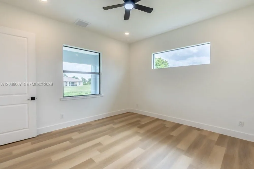 5054 Benton St Lehigh Acres, FL 33971