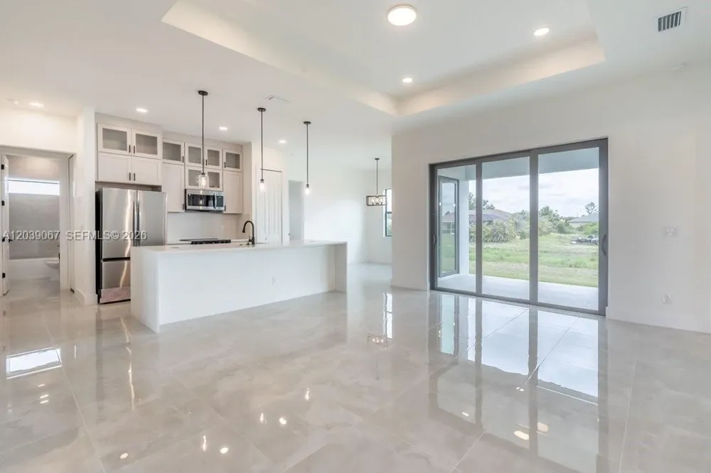 5054 Benton St Lehigh Acres, FL 33971