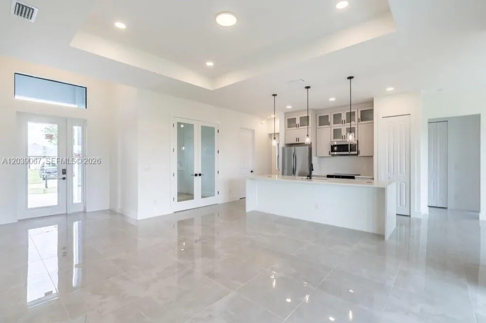 5054 Benton St Lehigh Acres, FL 33971