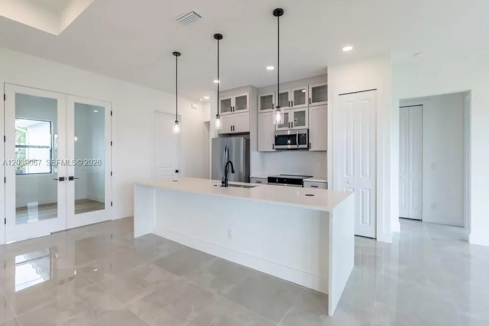 5054 Benton St Lehigh Acres, FL 33971