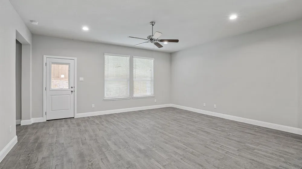 2620 GOLDFINCH DRIVE Denton, TX 76205