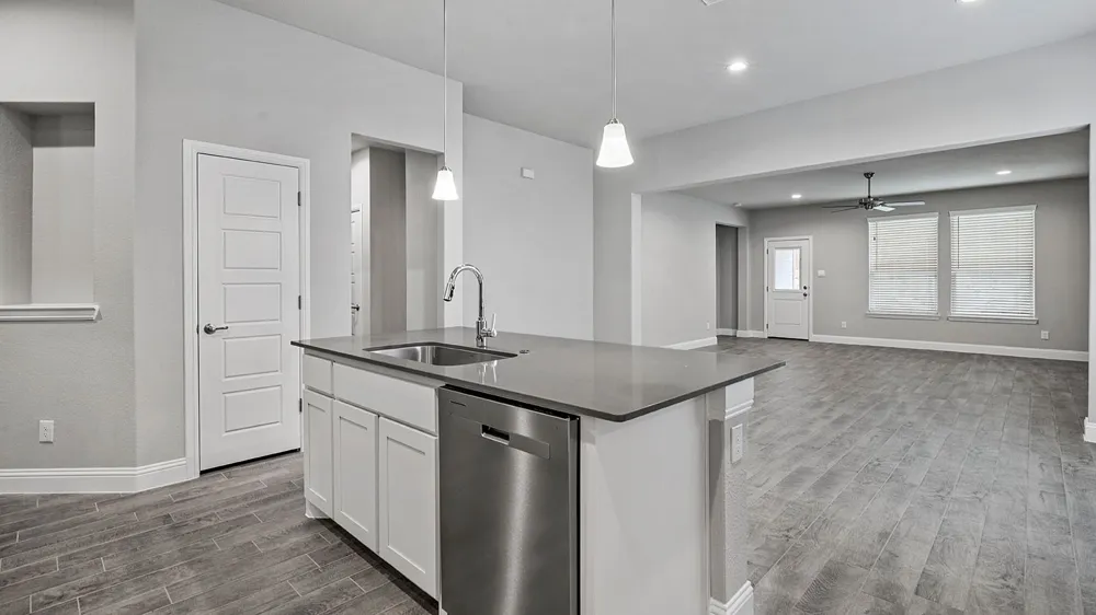 2620 GOLDFINCH DRIVE Denton, TX 76205