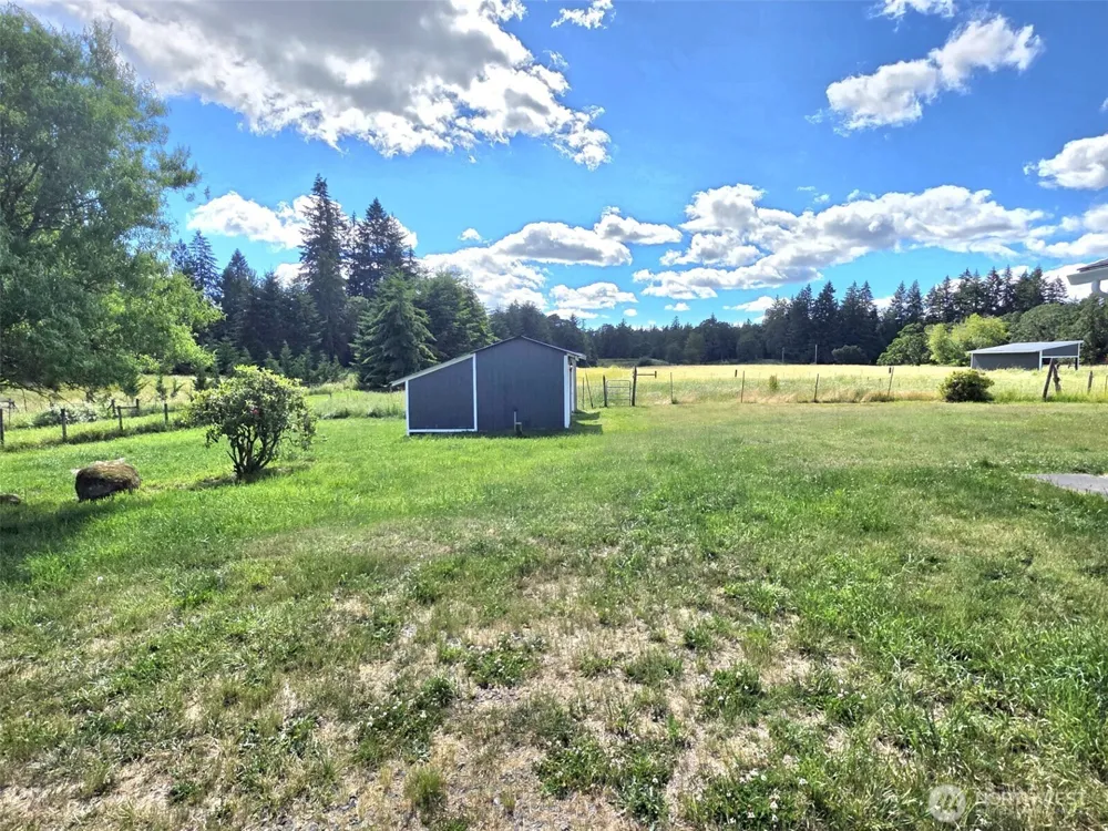 11916 Fillman Road SE Rainier, WA 98576