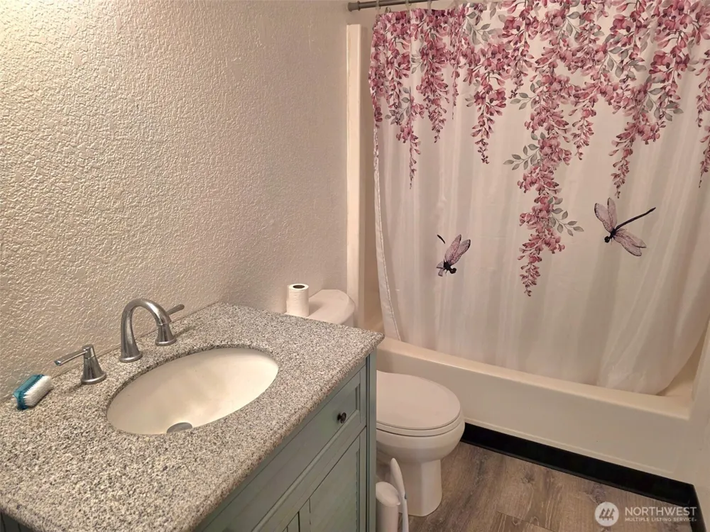 11916 Fillman Road SE Rainier, WA 98576