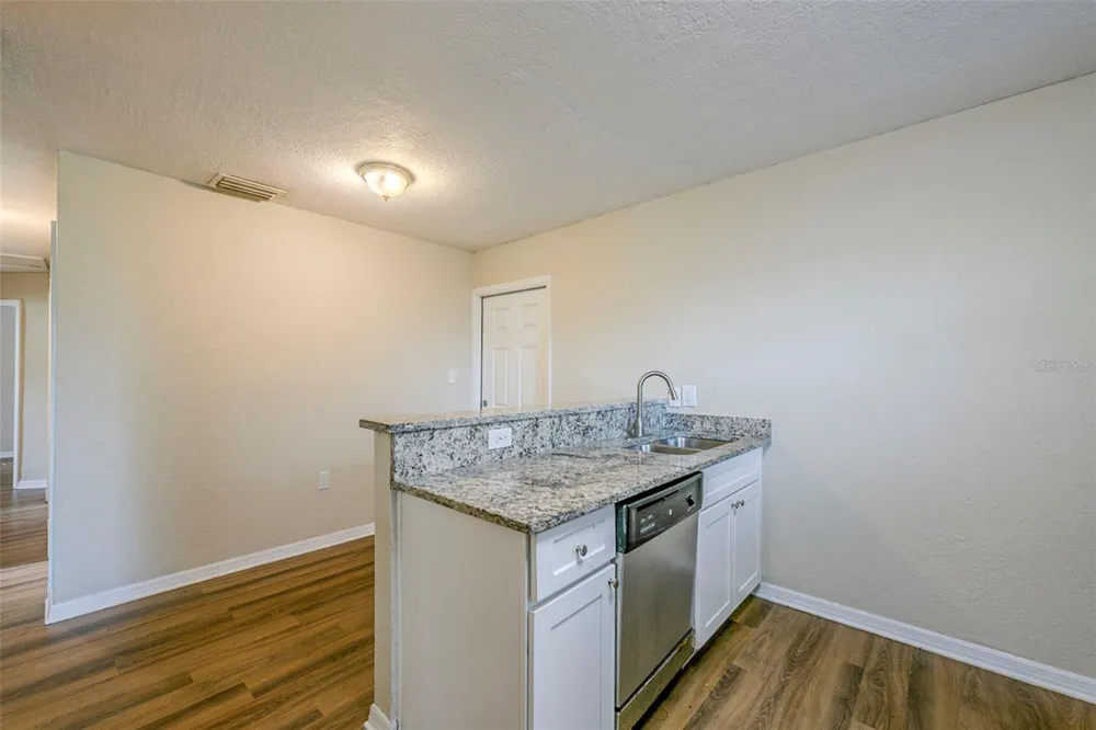 523 CARVER BOULEVARD Orlando, FL 32810