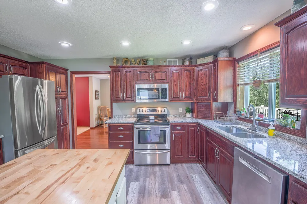 1815 Star Drive Sauk Rapids, MN 56379