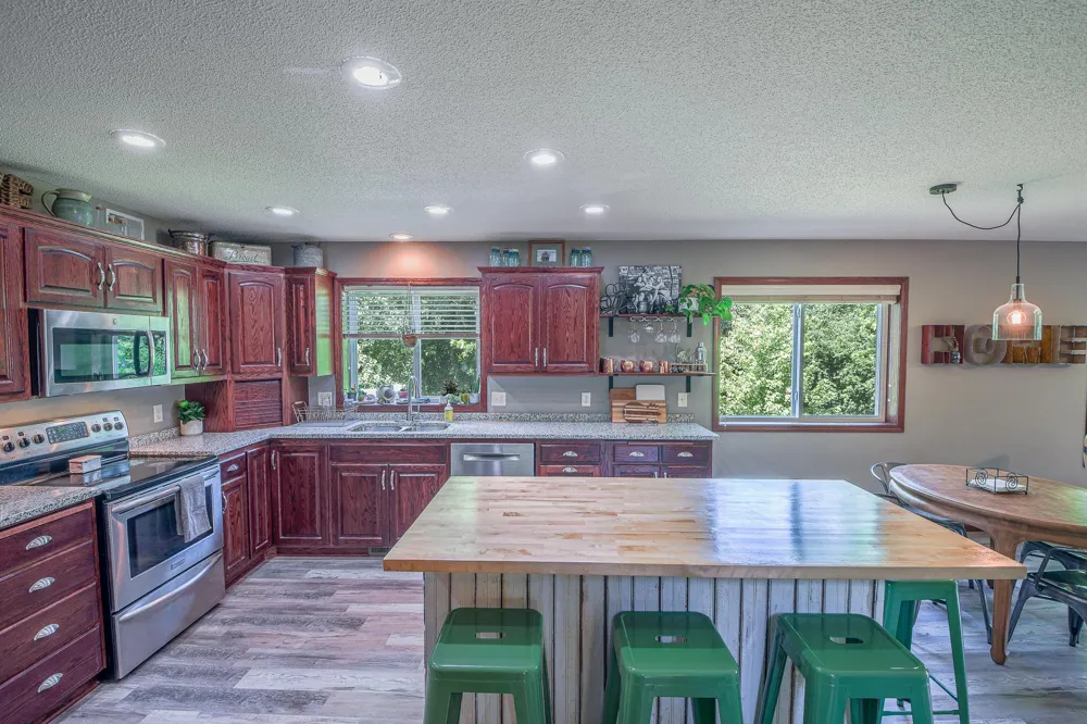 1815 Star Drive Sauk Rapids, MN 56379