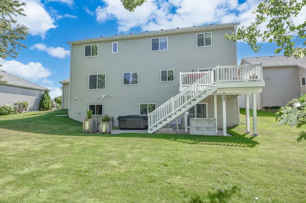 1815 Star Drive Sauk Rapids, MN 56379