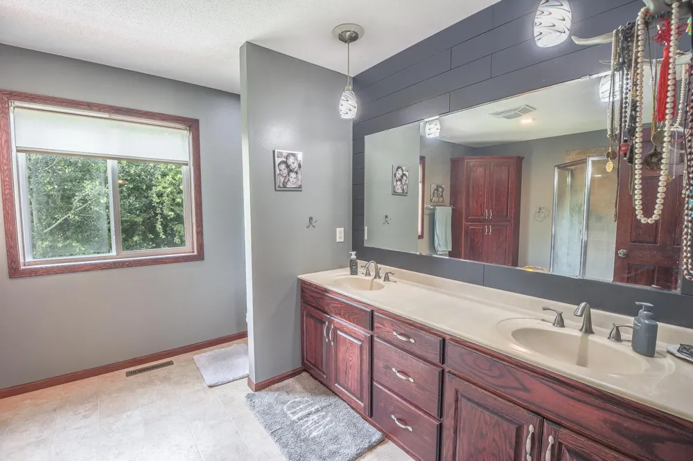 1815 Star Drive Sauk Rapids, MN 56379