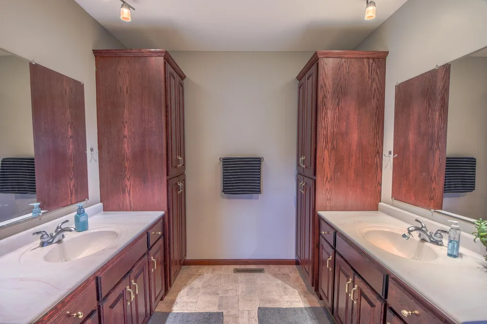 1815 Star Drive Sauk Rapids, MN 56379