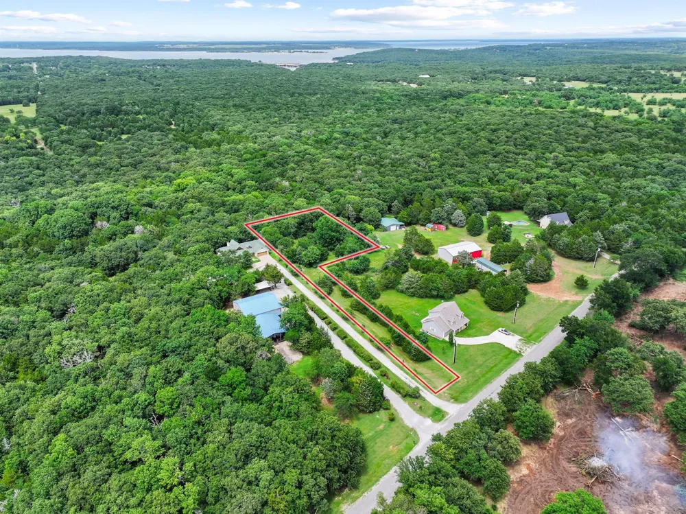 207 Paradise Park Road Pottsboro, TX 75076