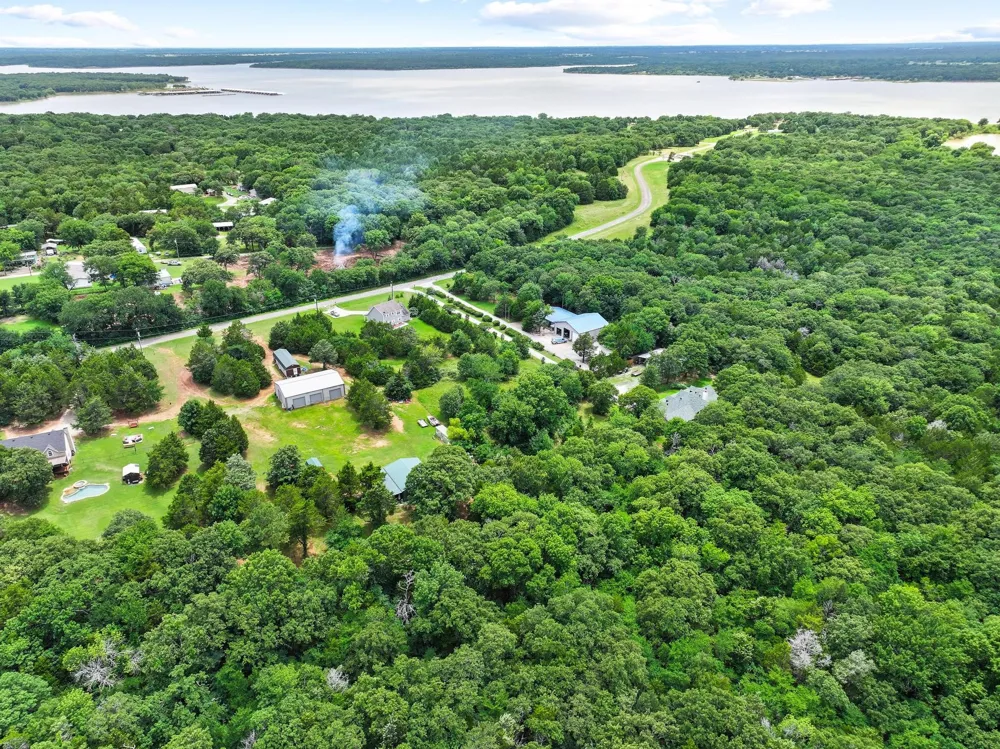 207 Paradise Park Road Pottsboro, TX 75076