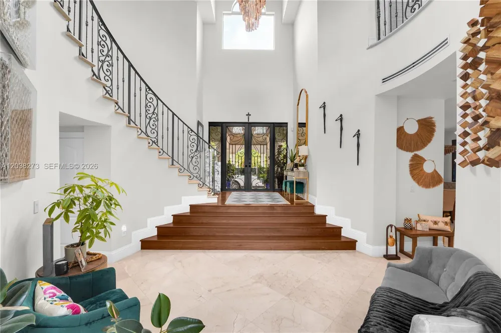 11111 SW 77th Ave Pinecrest, FL 33156
