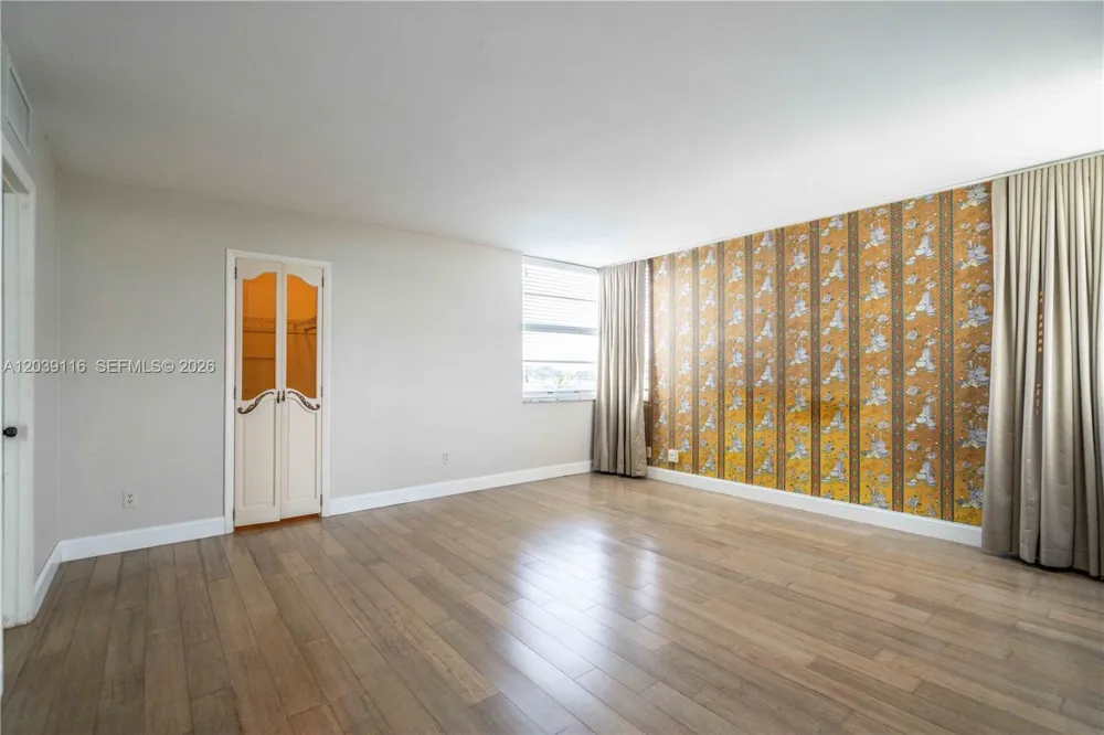 9500 W Bay Harbor Dr #7D Bay Harbor Islands, FL 33154